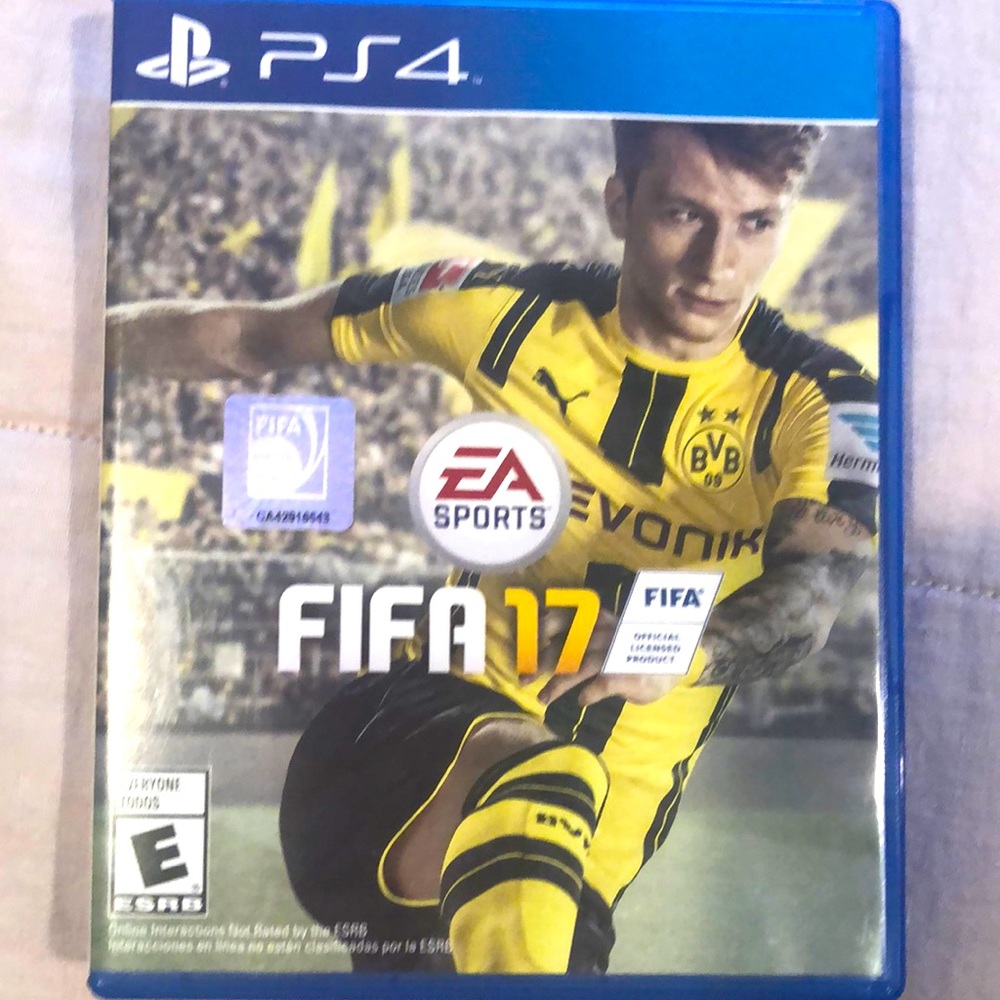 FIFA 17 PS4 Video Game